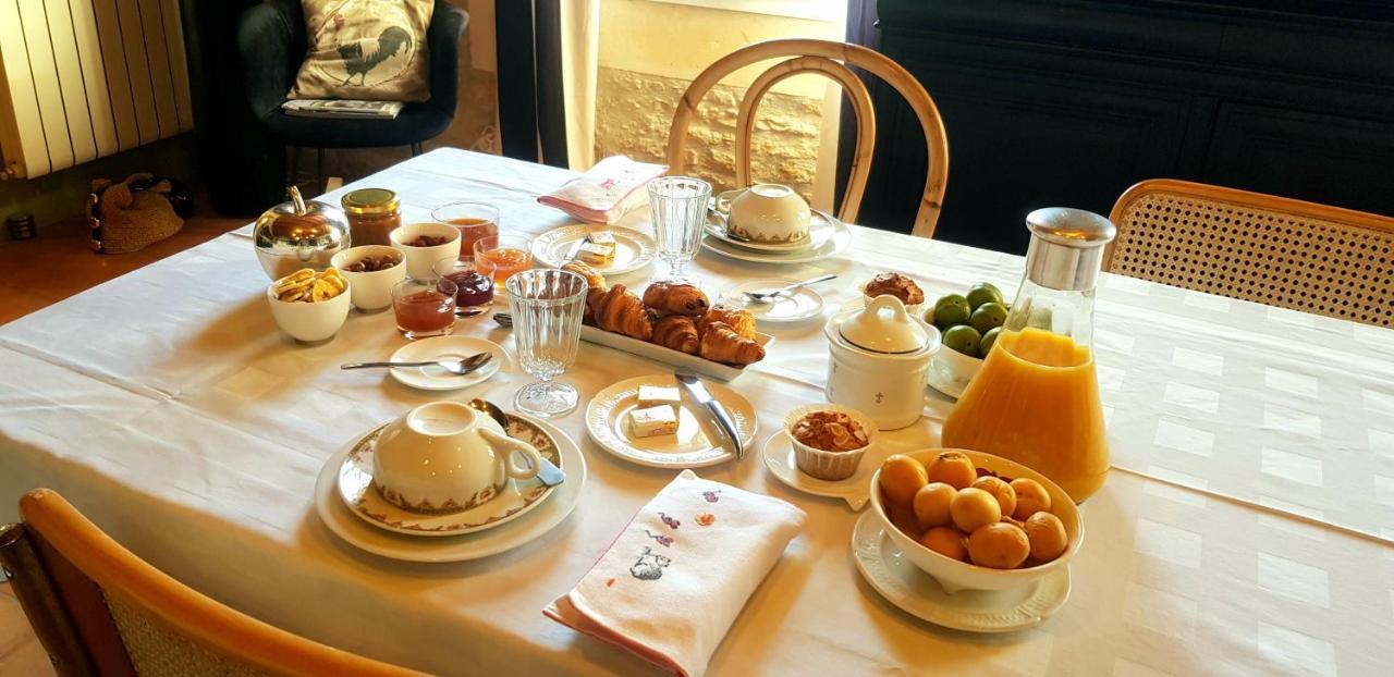 Bed and Breakfast La Revêtizon Siecq Esterno foto